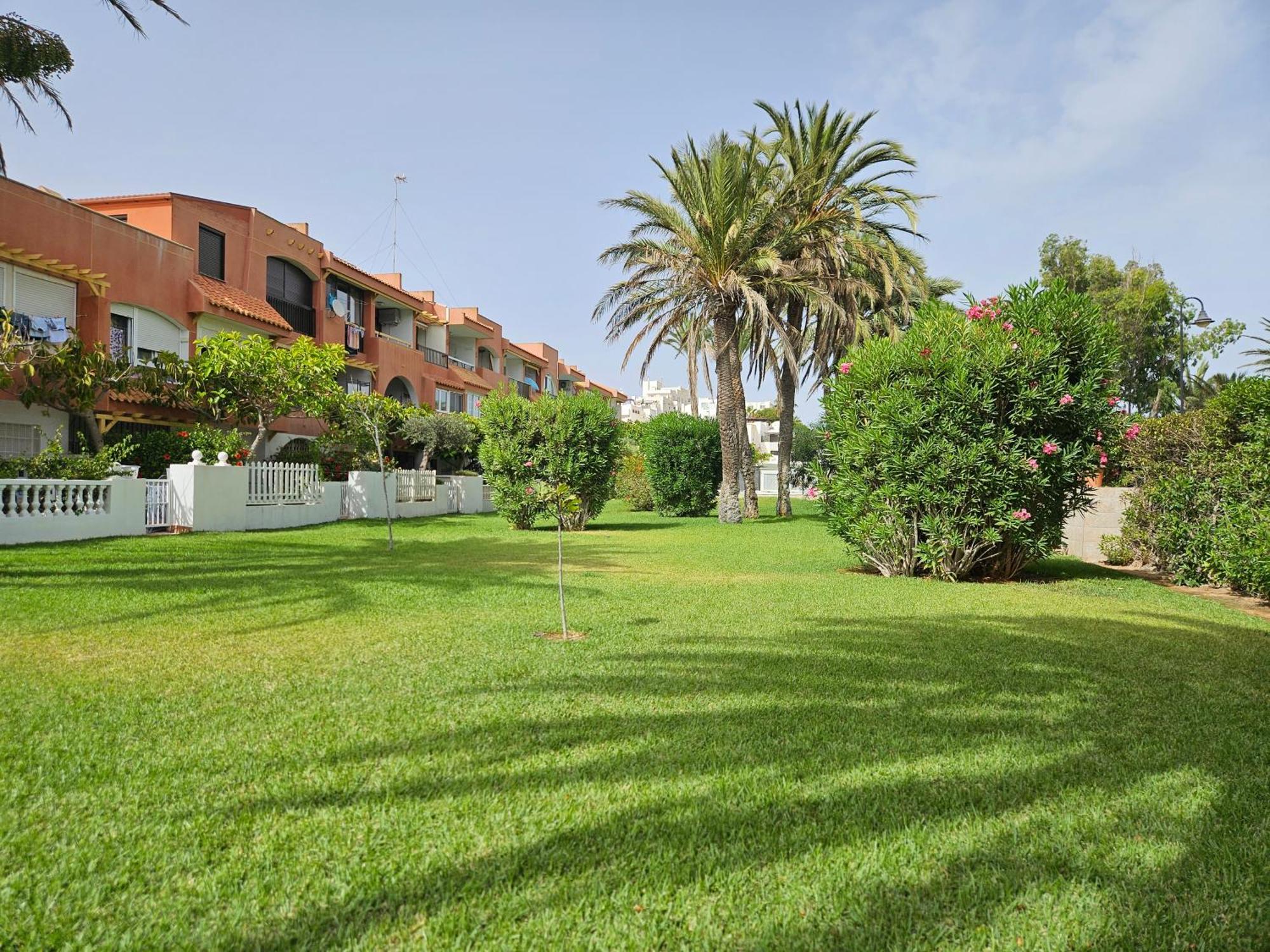 Apartamento Buganvilla Beach Ροκέτας ντε Μαρ Εξωτερικό φωτογραφία